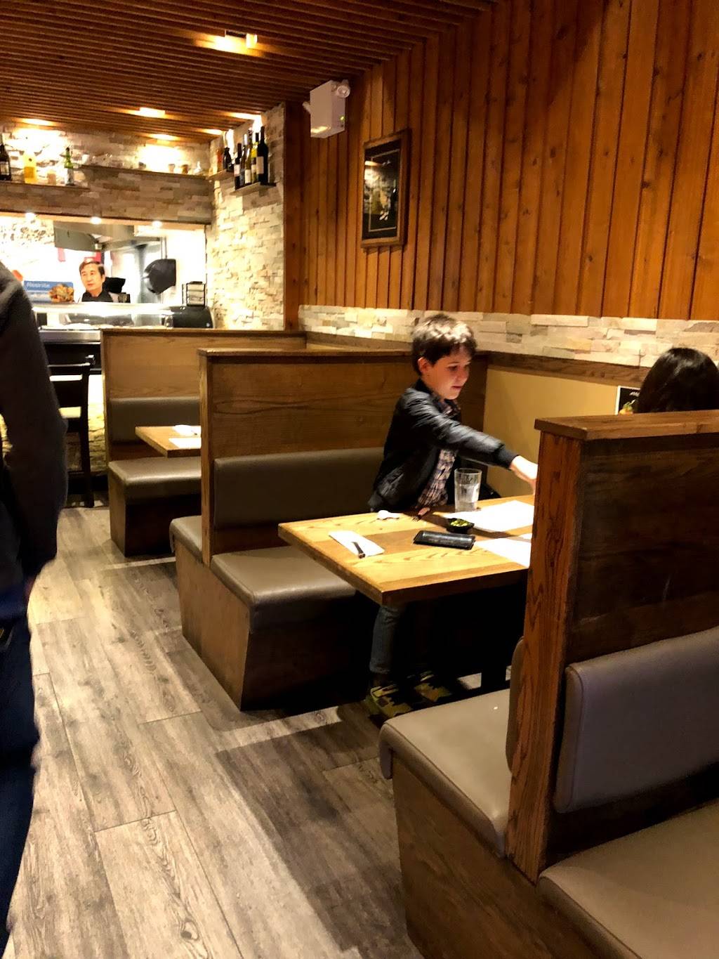 Genji Sushi | restaurant | 2250 Queen St E, Toronto, ON M4E 1G2, Canada | 4166999335 OR +1 416-699-9335