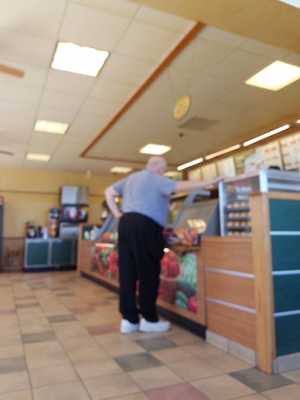 Subway | restaurant | 2681 Windsor St, Sun Prairie, WI 53590, USA | 6088344400 OR +1 608-834-4400