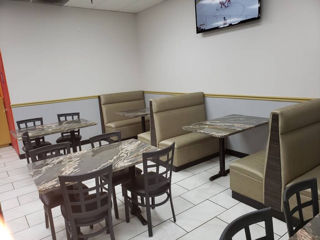 J J Fish & Chicken | restaurant | 29702 Southfield Rd Ste F, Southfield, MI 48076, USA | 2483277088 OR +1 248-327-7088