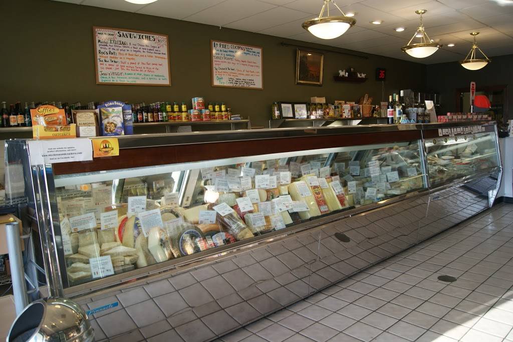 Cheese & Crackers | restaurant | 1715 W Kirby Ave, Champaign, IL 61821, USA | 2176158531 OR +1 217-615-8531