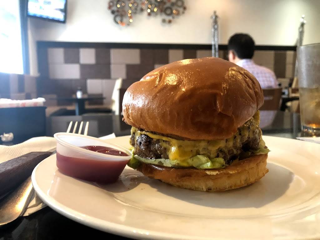 The Burger Palace | restaurant | 2800 Sage Rd #1100, Houston, TX 77056, USA | 7138779700 OR +1 713-877-9700