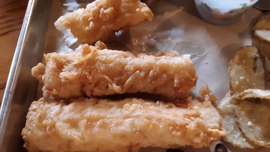 Joeys Yardarm | restaurant | 920 Erie St, Racine, WI 53403, USA | 2626338270 OR +1 262-633-8270