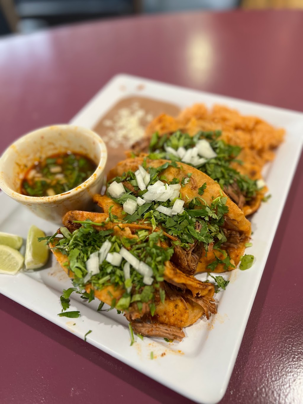 Red Luna Seasons | restaurant | 114 Mahtomedi Ave, St Paul, MN 55115, USA | 6513306001 OR +1 651-330-6001