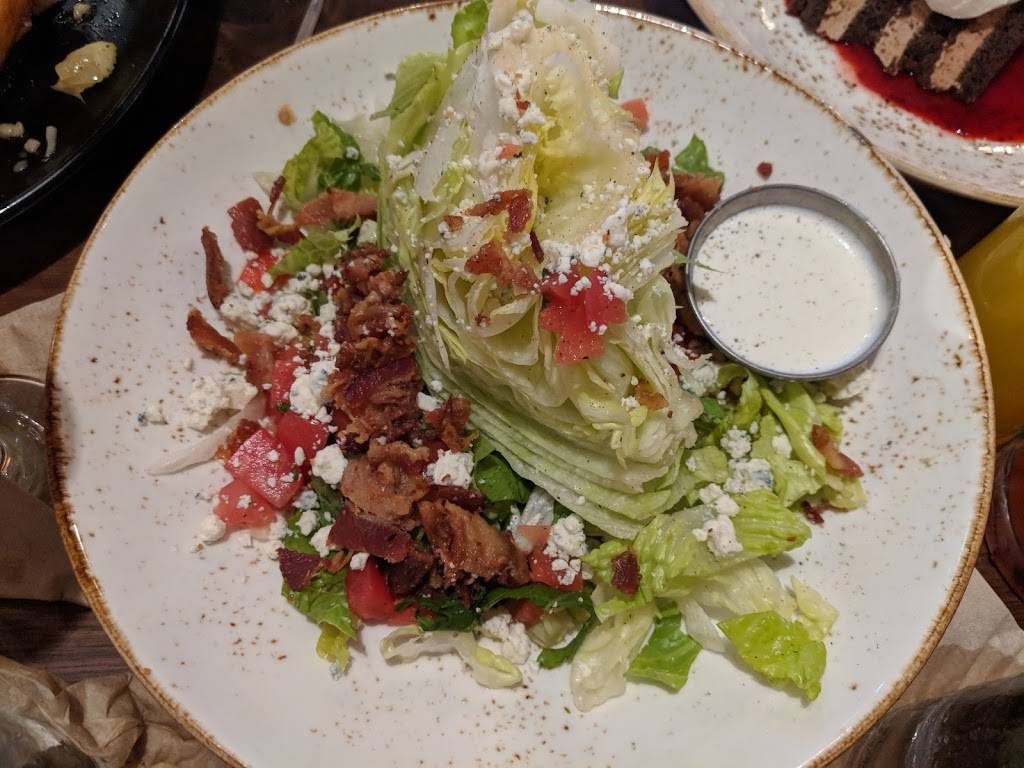 Lazy Dog Restaurant & Bar | restaurant | 241 E Interstate 20, Arlington, TX 76018, USA | 6822767300 OR +1 682-276-7300