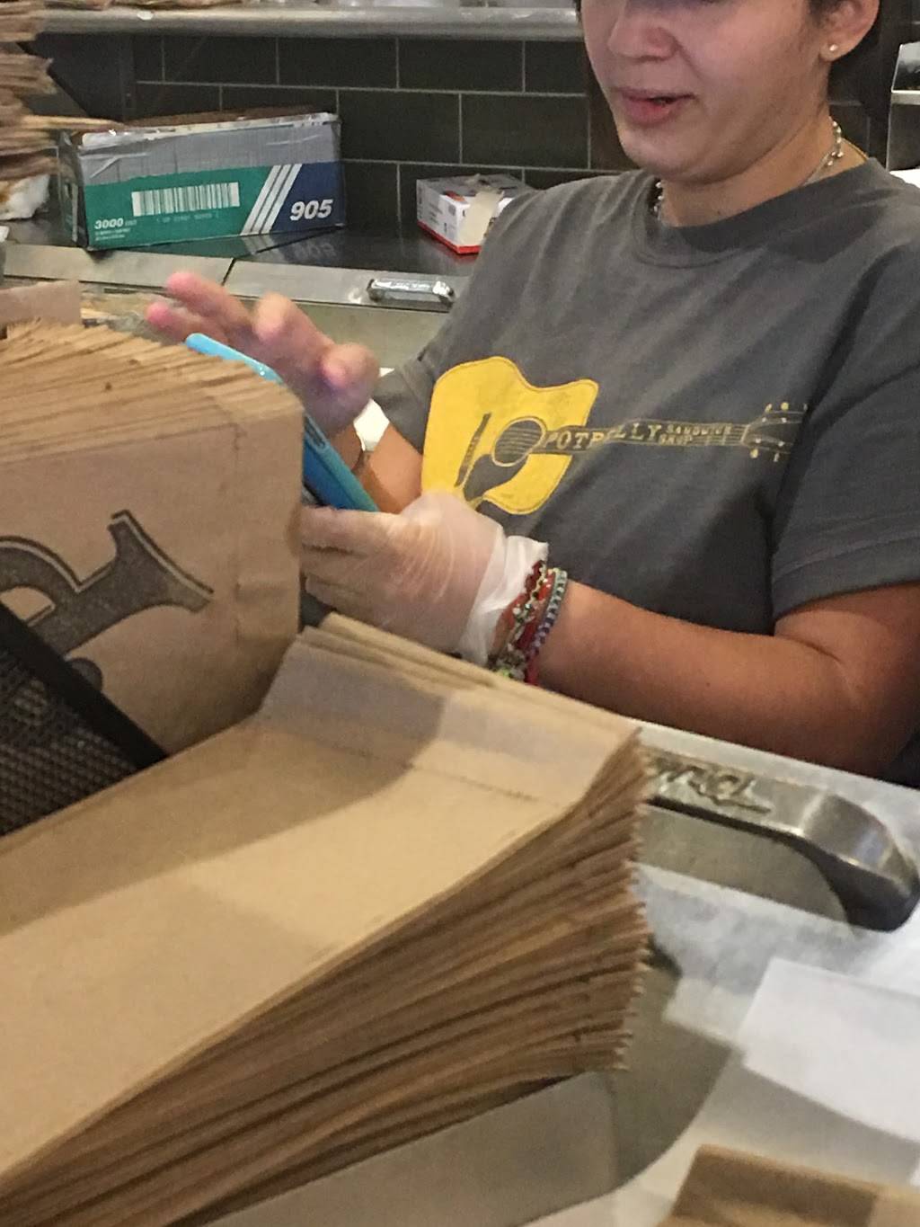 Potbelly Sandwich Shop | restaurant | 1840 Tower Dr, Glenview, IL 60026, USA | 8477293719 OR +1 847-729-3719