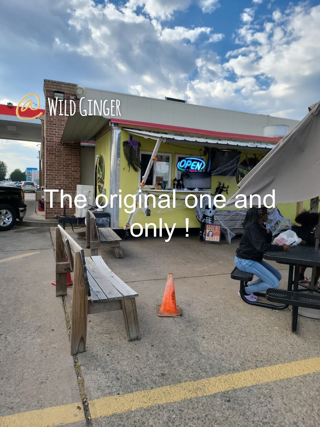 Wild Ginger | restaurant | 580 Dave Ward Dr, Conway, AR 72032, USA | 5015485123 OR +1 501-548-5123