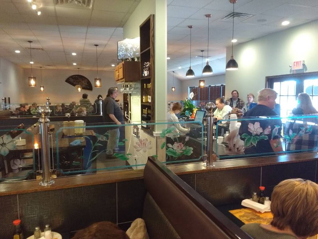 Fuji Asian Buffet | restaurant | 806 Wacker Dr #126, Dubuque, IA 52002, USA | 5635878999 OR +1 563-587-8999