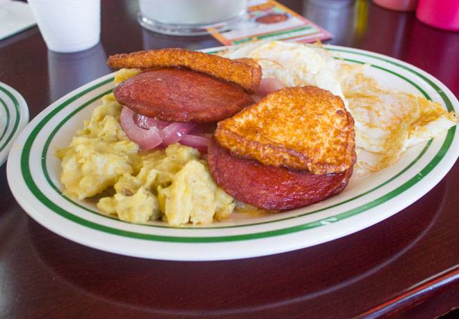 Haina | restaurant | 1712 University Ave, Bronx, NY 10453, USA | 3472695549 OR +1 347-269-5549