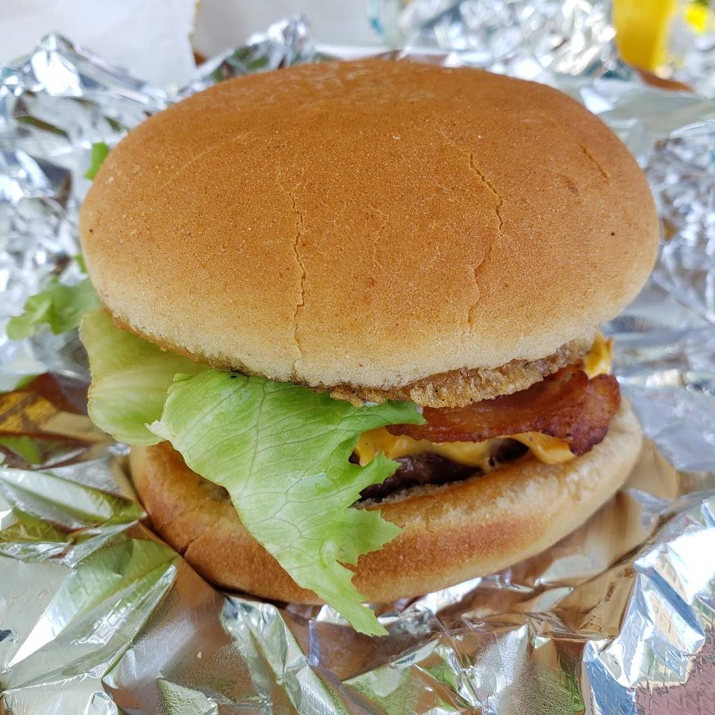 Fatboyz Ice Cream & Grill | meal takeaway | 7208 S Virginia Dare Trail, Nags Head, NC 27959, USA | 2524416514 OR +1 252-441-6514