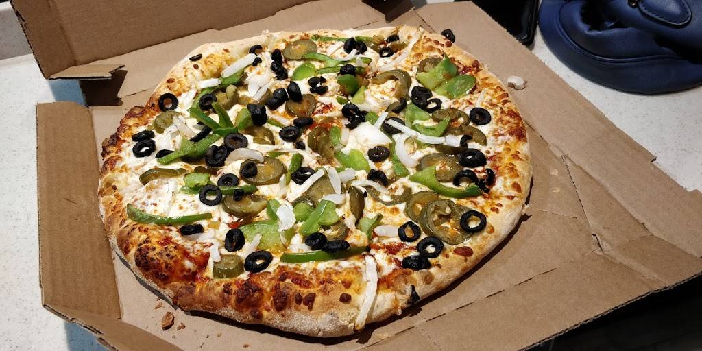 Dominos Pizza | meal delivery | 1272 Yonge St, Toronto, ON M4T 1W5, Canada | 4166402003 OR +1 416-640-2003