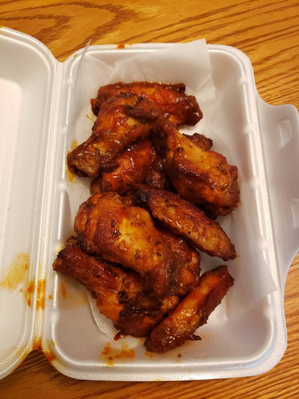 Pinos Pizza | restaurant | 535 Huron St, Stratford, ON N5A 5T7, Canada | 5192735555 OR +1 519-273-5555