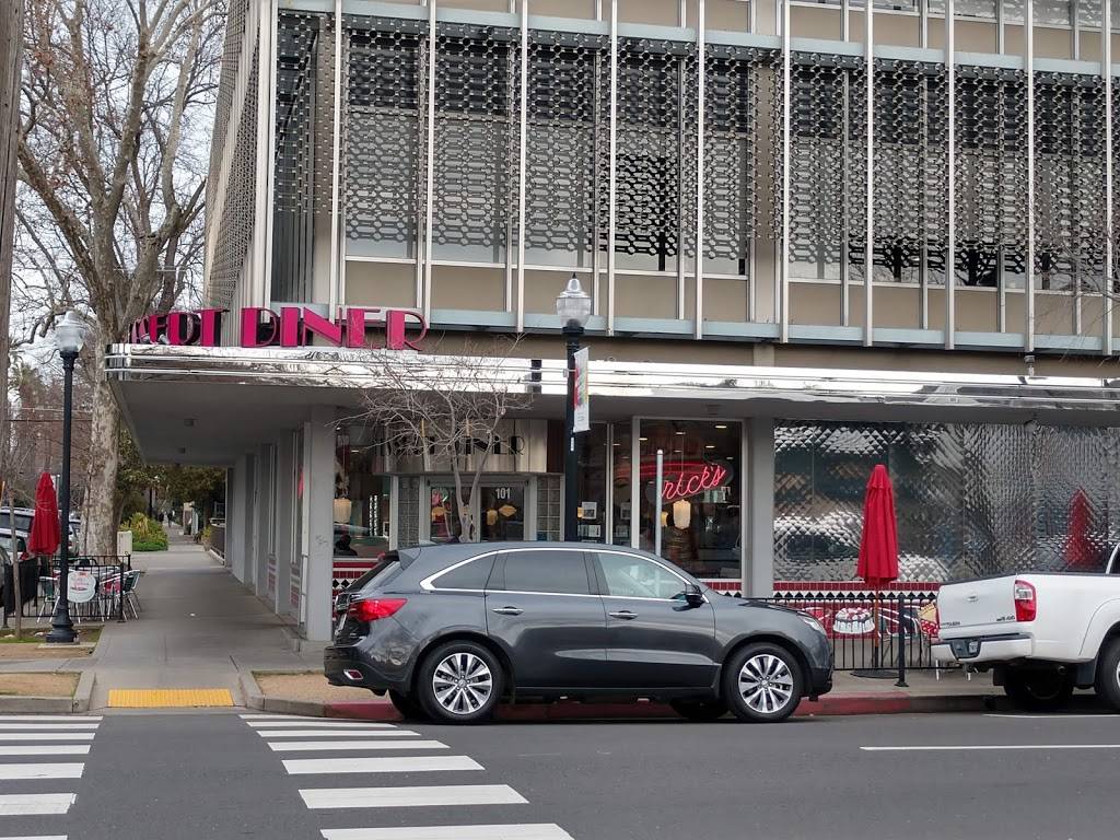 Cornerstone Café & Bar | cafe | 2326 J St, Sacramento, CA 95816, USA | 9164410948 OR +1 916-441-0948