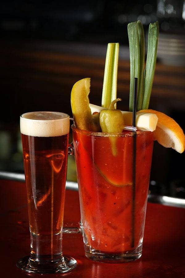 Fork in the Road Restaurant | restaurant | 215 N Rochester St, Mukwonago, WI 53149, USA | 2623637849 OR +1 262-363-7849