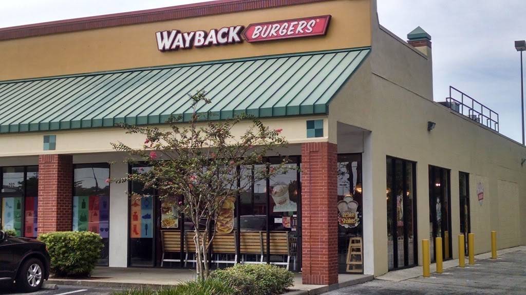 Wayback Burgers | restaurant | 200 W Alexander St, Plant City, FL 33563, USA | 8137566939 OR +1 813-756-6939