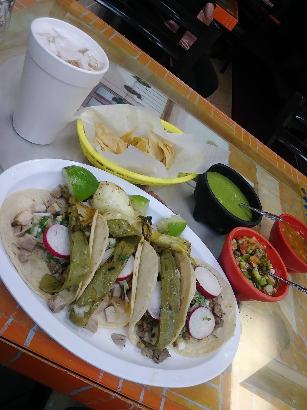 El Tio Taco | restaurant | 5024 Bergenline Ave, West New York, NJ 07093, USA | 2017515928 OR +1 201-751-5928