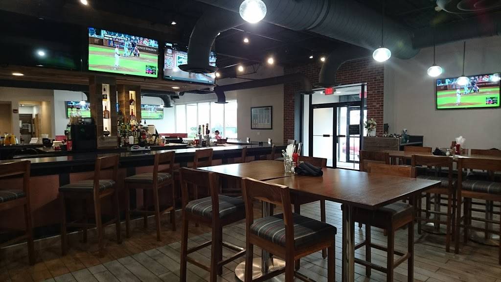 The Hub Bar & Grill | restaurant | 4181 W 150th St, Cleveland, OH 44135, USA | 2162527700 OR +1 216-252-7700