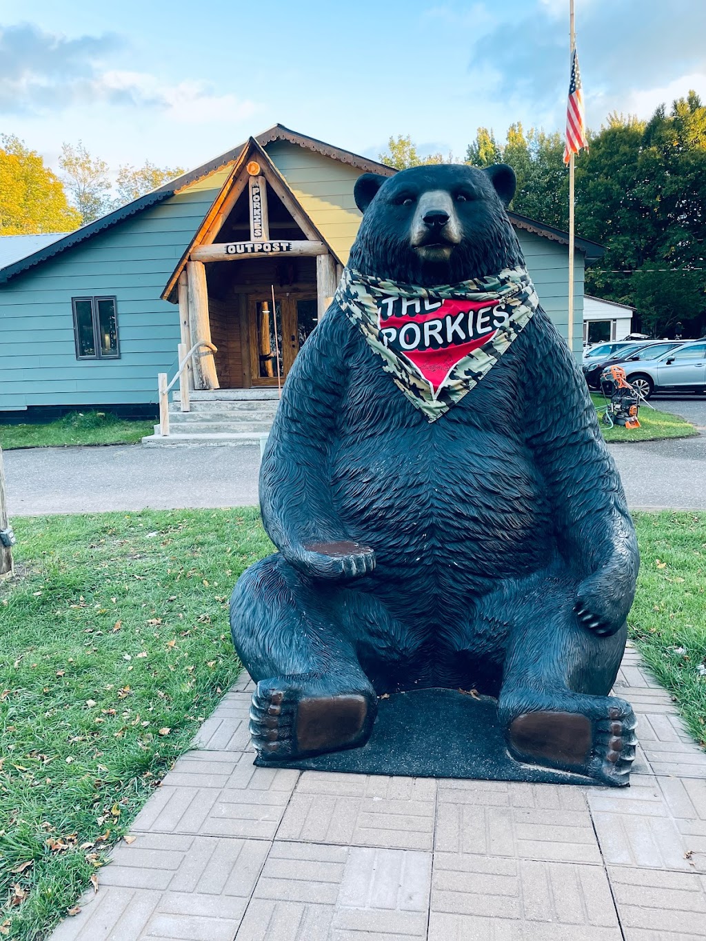 Porkies Outpost | restaurant | 251 Lincoln Ave, Ontonagon, MI 49953, USA | 9068855612 OR +1 906-885-5612