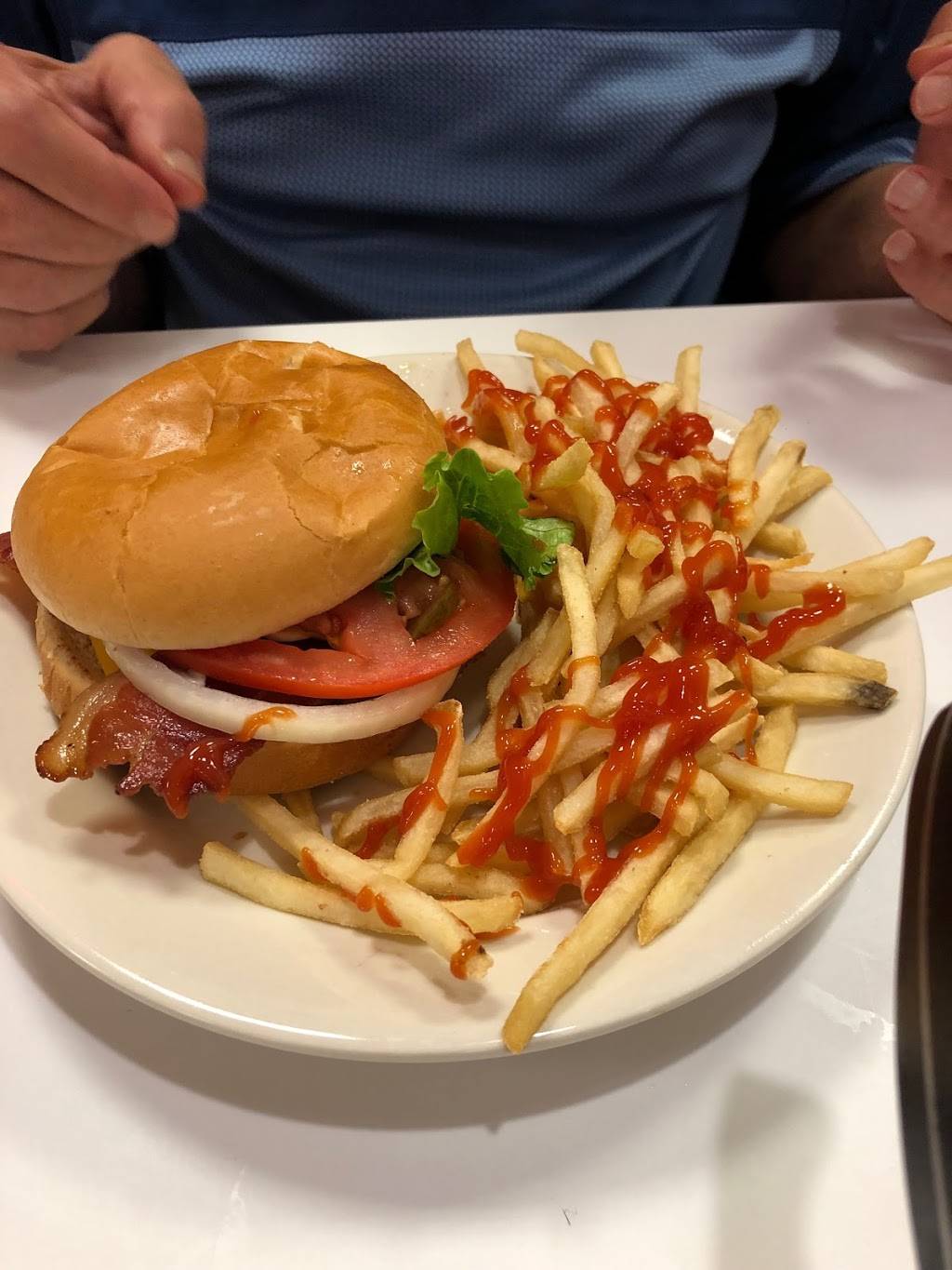 Steak n Shake | restaurant | 4500 S US Hwy 17 92, Casselberry, FL 32707, USA | 4072605225 OR +1 407-260-5225