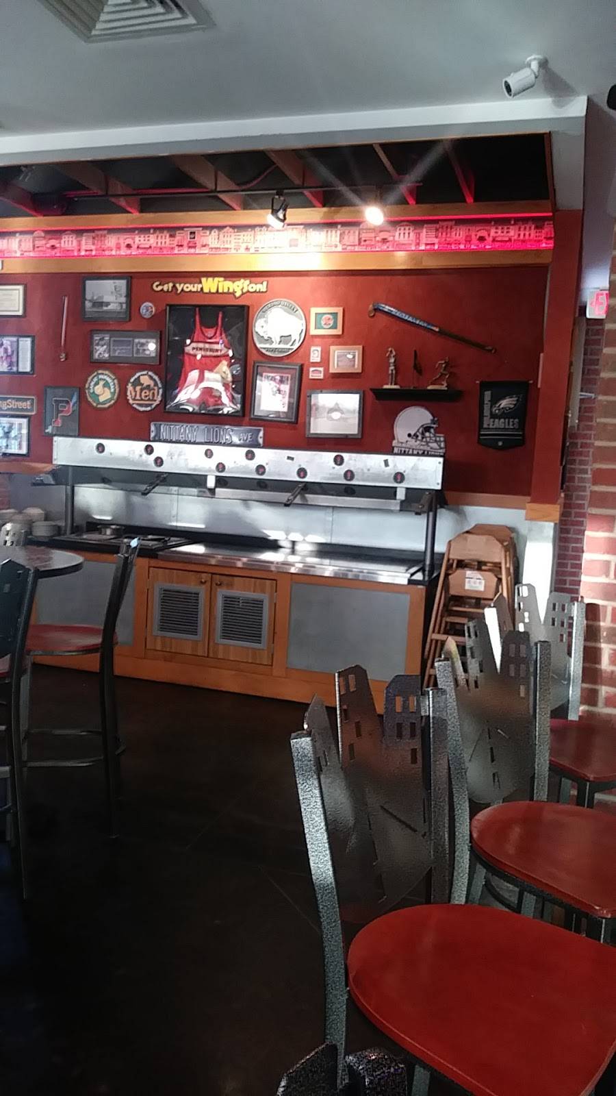 Pizza Hut | restaurant | 401 S Oxford Valley Rd, Fairless Hills, PA 19030, USA | 2159491180 OR +1 215-949-1180