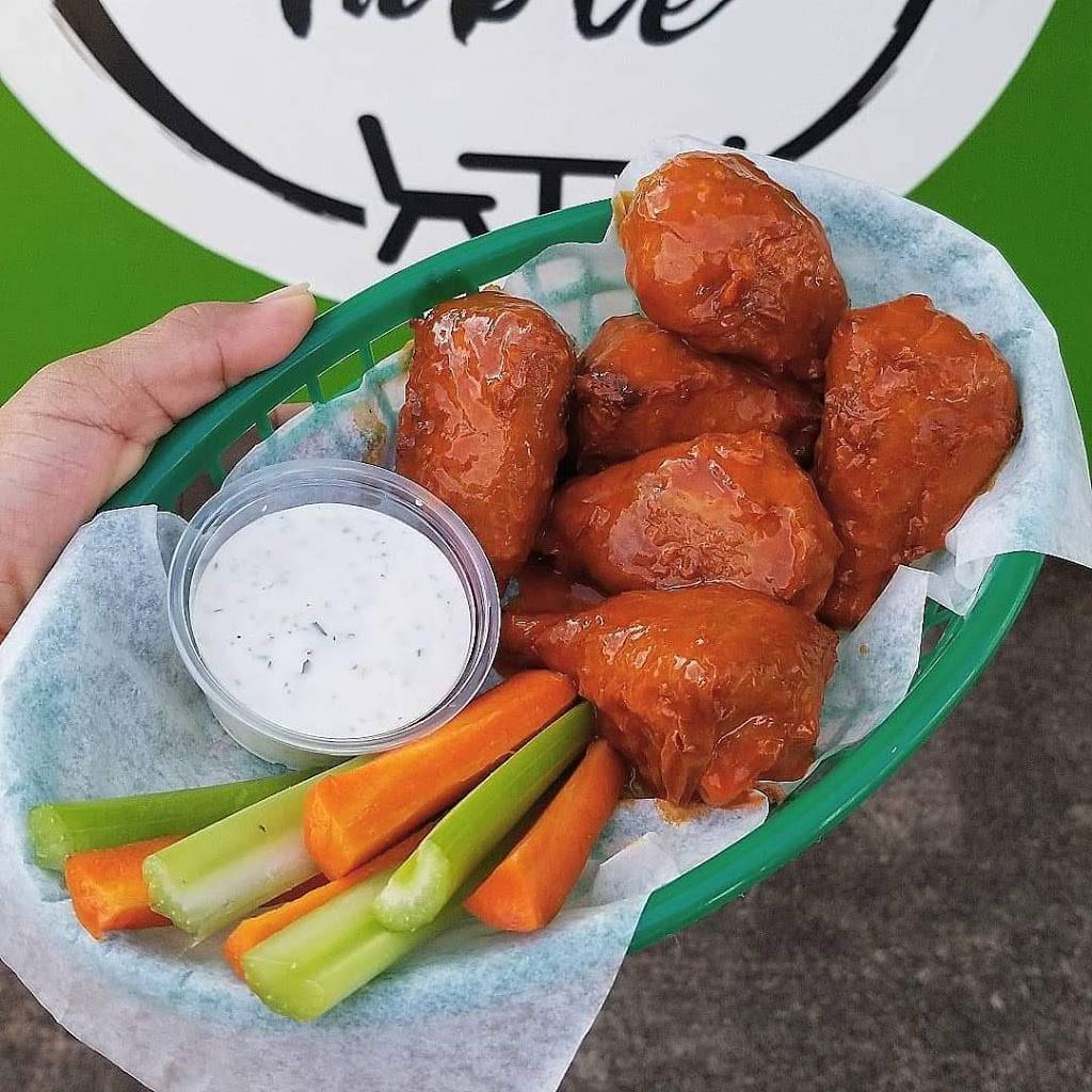 The Green Table | restaurant | 4103 N Navarro St, Victoria, TX 77901, USA | 3612127079 OR +1 361-212-7079