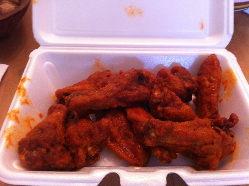 Americas Best Wings | restaurant | 3227 Plaza Dr, Waldorf, MD 20602, USA | 3019321100 OR +1 301-932-1100
