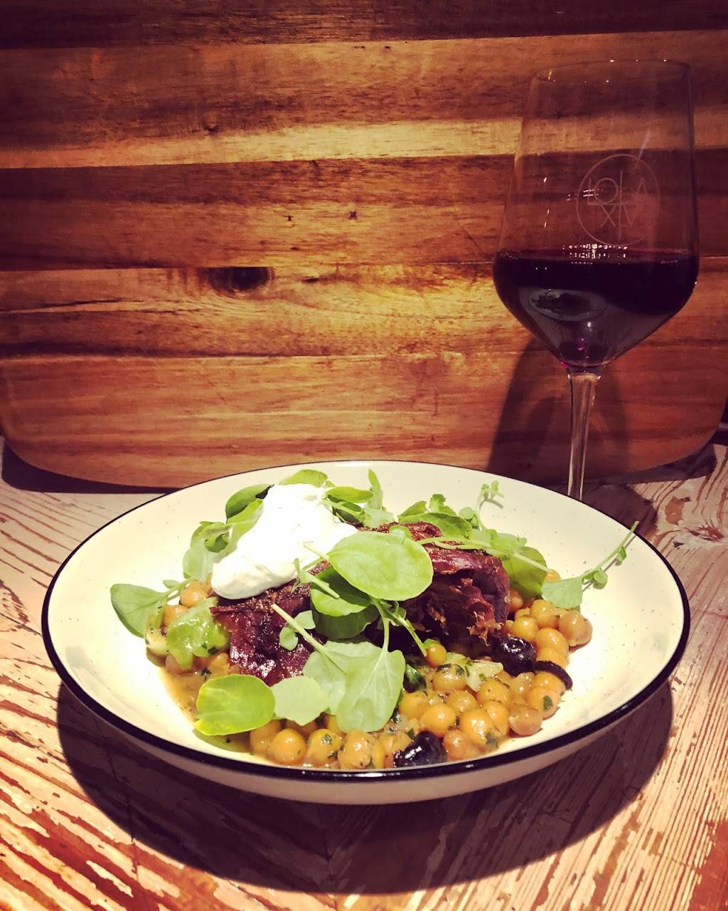 Lola 45 | restaurant | 206 Rue Principale, Saint-Sauveur, QC J0R 1R0, Canada | 4502270022 OR +1 450-227-0022