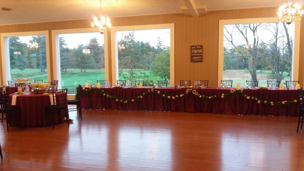 Mahoning Valley Country Club | restaurant | 323 Country Club Rd, Lehighton, PA 18235, USA | 5703862588 OR +1 570-386-2588