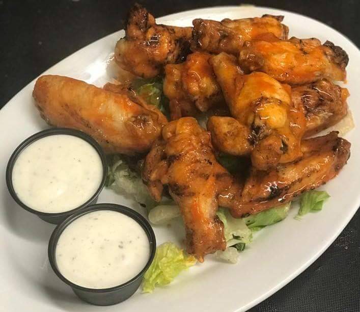 The Smoke House By Hoites | restaurant | 1300 Coles Ferry Pike, Lebanon, TN 37087, USA | 6154448300 OR +1 615-444-8300