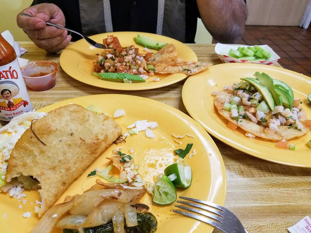 Don Pancho Taqueria | restaurant | 6710 W Indian School Rd, Phoenix, AZ 85033, USA | 6238456673 OR +1 623-845-6673
