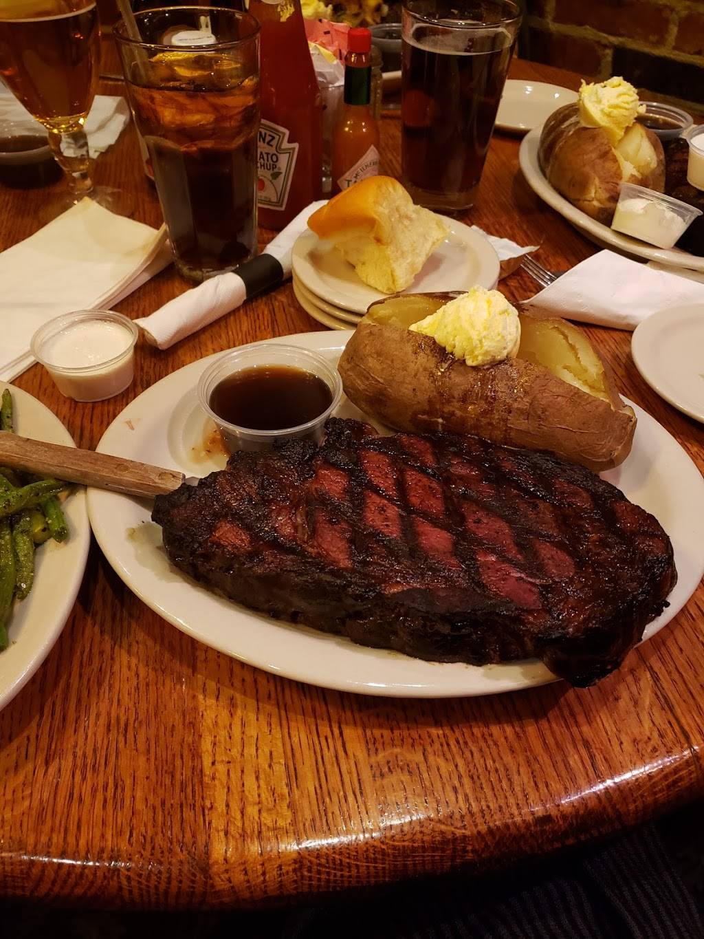 Tuckers Place South | restaurant | 3939 Union Rd, St. Louis, MO 63125, USA | 3148452584 OR +1 314-845-2584