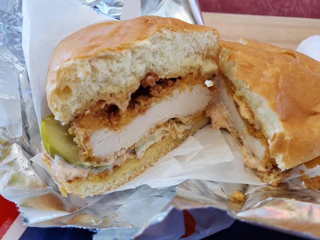 Popeyes Louisiana Kitchen | restaurant | 2120 Main St, Longmont, CO 80501, USA | 7203783224 OR +1 720-378-3224