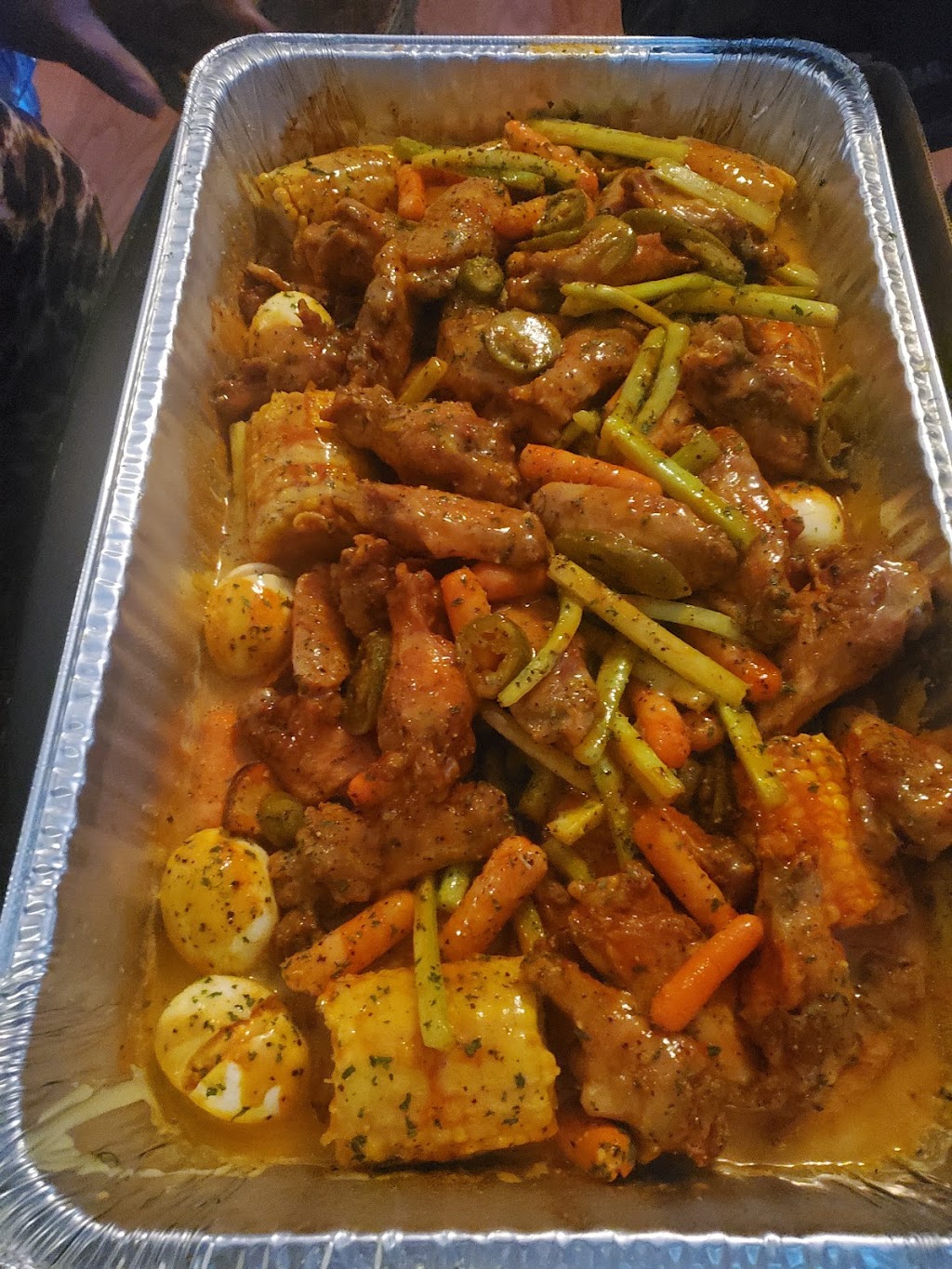 Jays Catering 901 | restaurant | 3237 Summer Ave Ste. 120, Memphis, TN 38112, USA | 9014127969 OR +1 901-412-7969