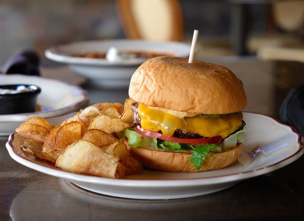 Westies Gastropub | restaurant | 940 S Front St, Columbus, OH 43206, USA | 6146746143 OR +1 614-674-6143