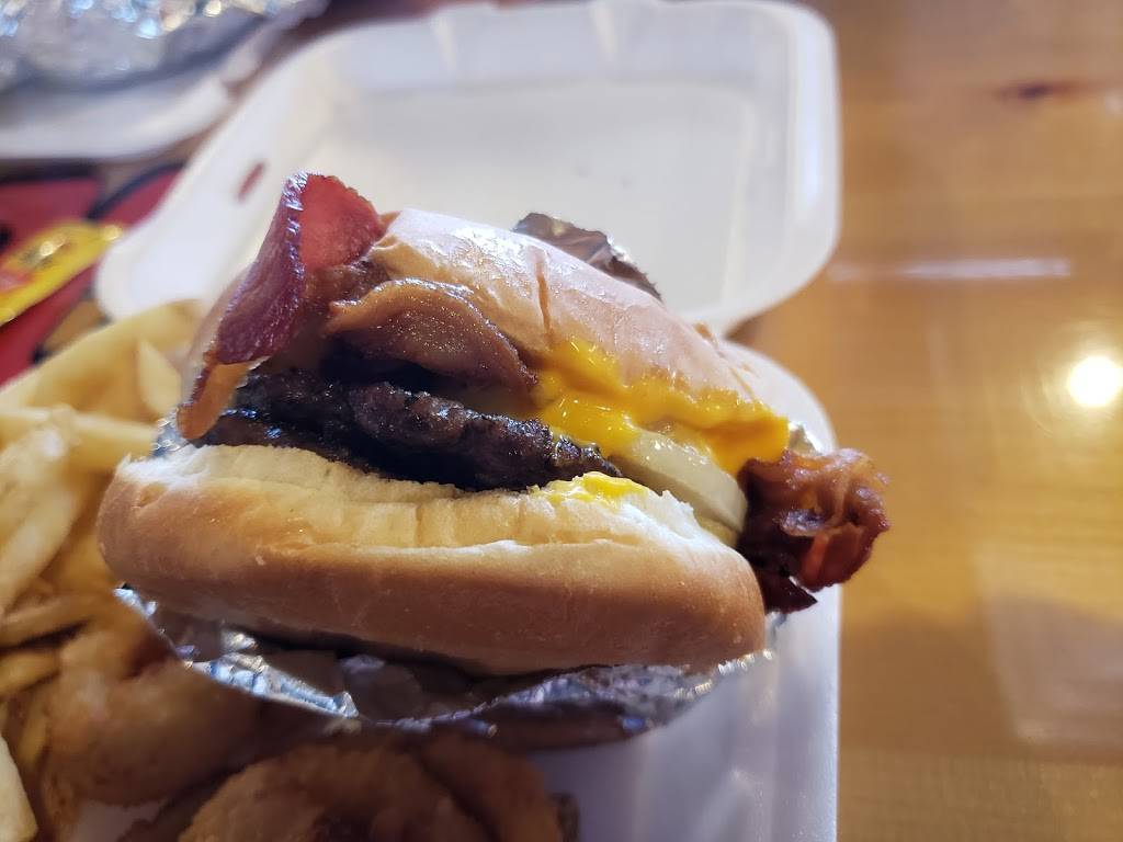 Cook Out | restaurant | 2892 Wilma Rudolph Blvd, Clarksville, TN 37040, USA | 9318025685 OR +1 931-802-5685