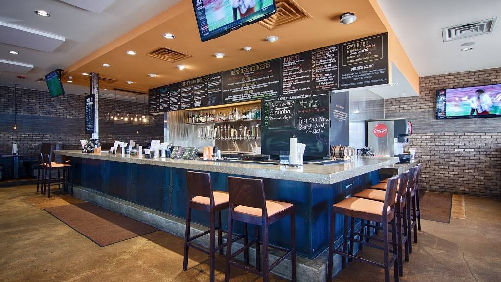 Village Burger Bar | restaurant | 12300 Inwood Rd #210, Dallas, TX 75244, USA | 2144844679 OR +1 214-484-4679