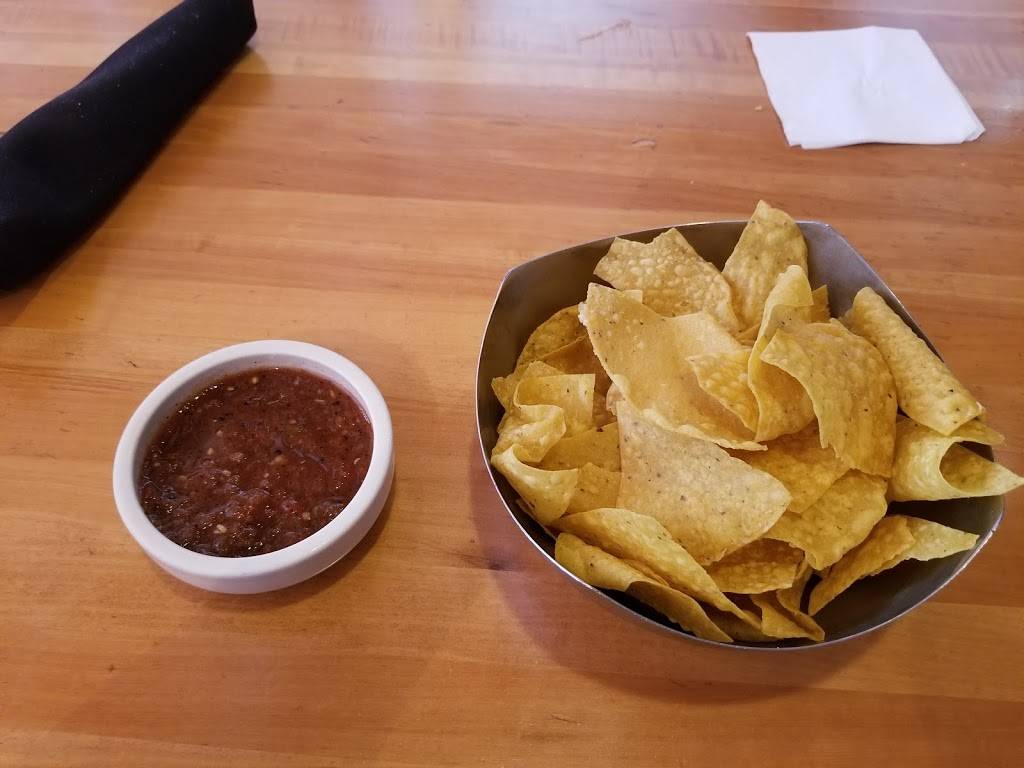 Cantina Laredo | restaurant | 4546 Belt Line Rd, Dallas, TX 75244, USA | 9724580962 OR +1 972-458-0962