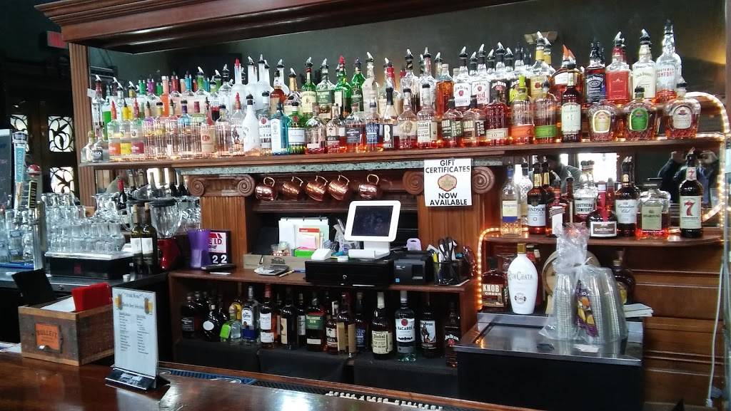 Strongs Brick Oven Pizzeria; Lawrenceburg | restaurant | 1 E High St, Lawrenceburg, IN 47025, USA | 8125392130 OR +1 812-539-2130