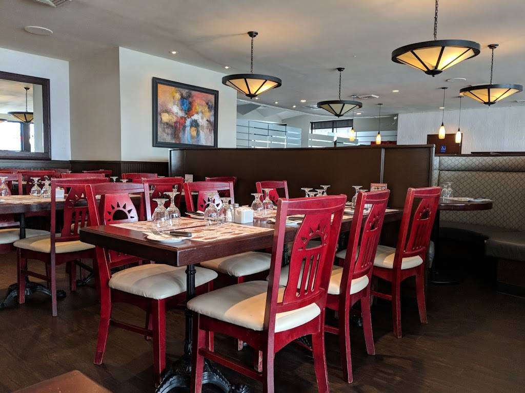 Restaurant Casa Grecque | restaurant | 259 Boulevard Curé-Labelle, Sainte-Thérèse, QC J7E 2X6, Canada | 4509512596 OR +1 450-951-2596