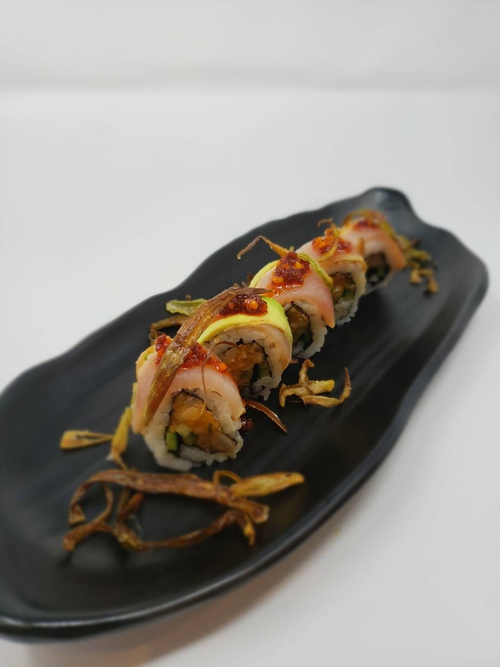 Ichi Tea & Sushi | restaurant | 10912 Le Conte Ave, Los Angeles, CA 90024, USA | 4242731557 OR +1 424-273-1557