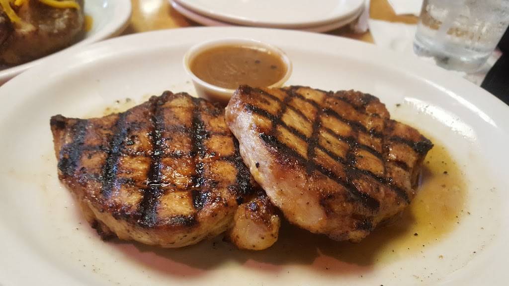 Texas Roadhouse | restaurant | 4332 Erica Greene Circle, Morristown, TN 37813, USA | 4235817896 OR +1 423-581-7896