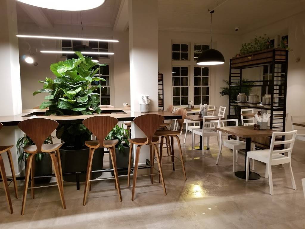 Hotel Weyanoke | cafe | 202 High St, Farmville, VA 23901, USA | 4346587500 OR +1 434-658-7500