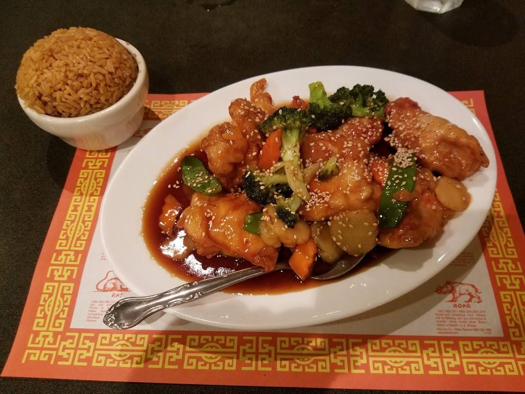 Golden Dragon - Mayfield Heights | restaurant | 5871 Mayfield Rd, Cleveland, OH 44124, USA | 4404498710 OR +1 440-449-8710