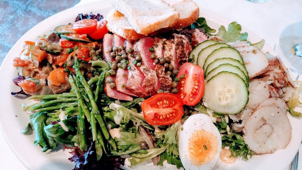 Patisserie Amie | restaurant | 237 Lake Ave # 200, Traverse City, MI 49684, USA | 2319229645 OR +1 231-922-9645