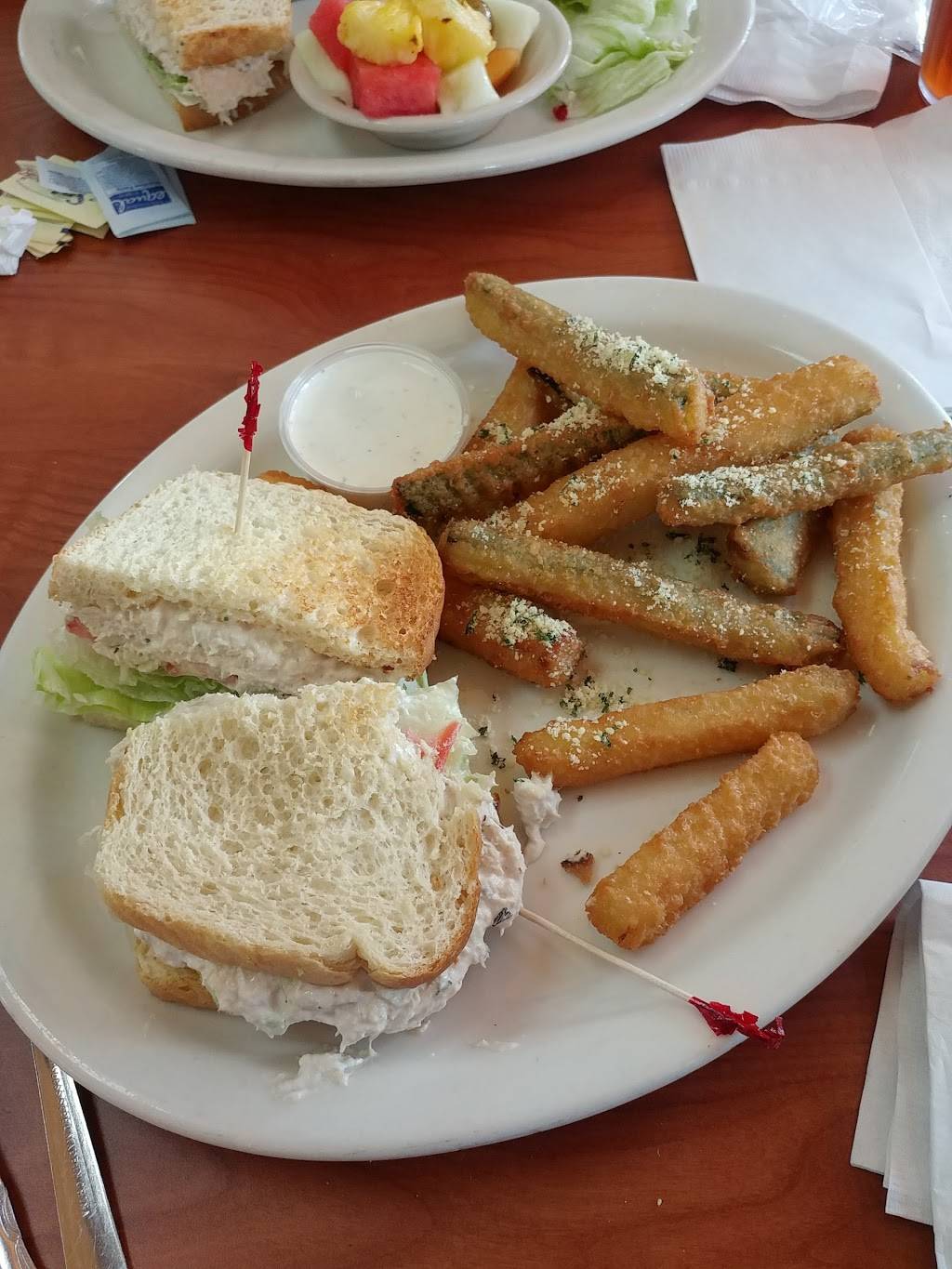 Brandons Diner | restaurant | 17132 Slover Ave, Fontana, CA 92337, USA | 9094283535 OR +1 909-428-3535