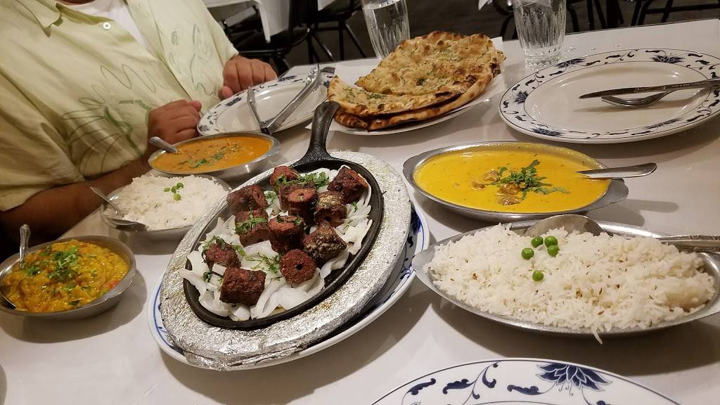 India Mahal Restaurant | restaurant | 5970 E Brainerd Rd, Chattanooga, TN 37421, USA | 4235109651 OR +1 423-510-9651