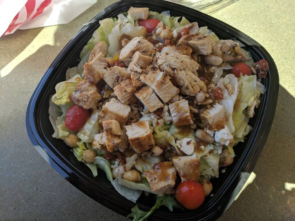 Wendys | restaurant | 11 N Harlem Ave, Oak Park, IL 60302, USA | 7083832748 OR +1 708-383-2748