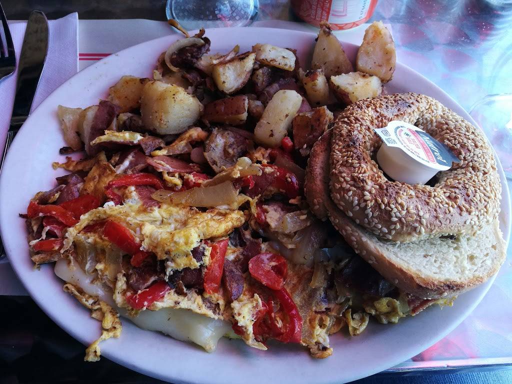 Bagel Etc | restaurant | 4320 Boul St-Laurent, Montréal, QC H2W 1Z3, Canada | 5148459462 OR +1 514-845-9462