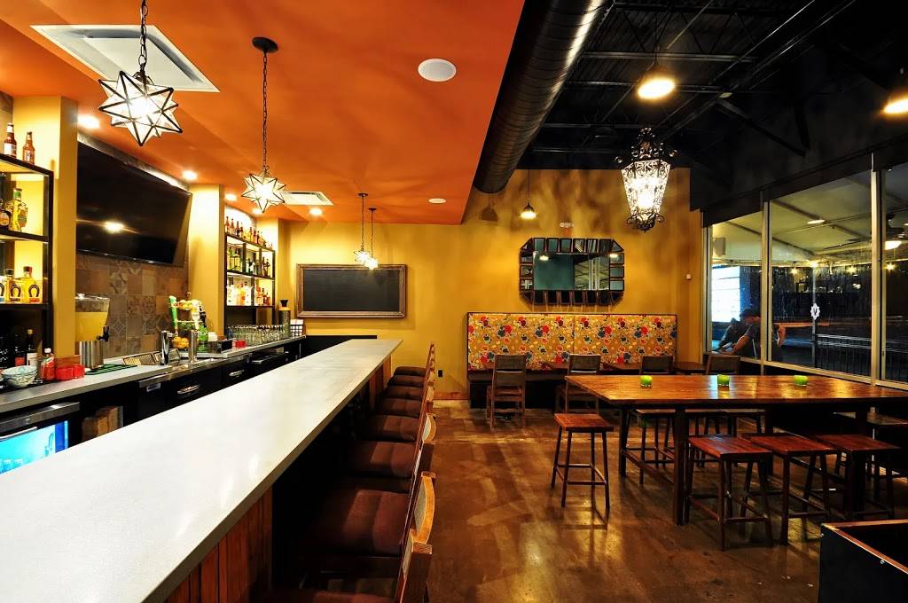 El Vecino Tex Mex | restaurant | 718 N Buckner Blvd, Dallas, TX 75218, USA | 4698026060 OR +1 469-802-6060