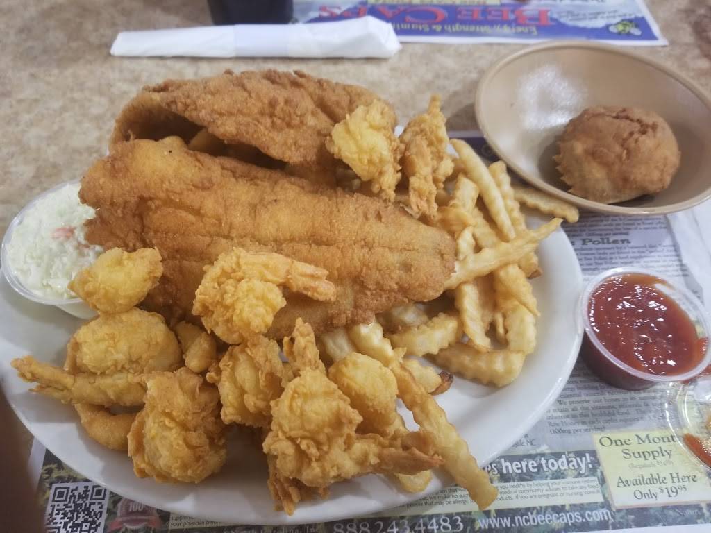 Tides Inn Steak & Seafood | restaurant | 3927 W Gate City Blvd # A, Greensboro, NC 27407, USA | 3368525845 OR +1 336-852-5845