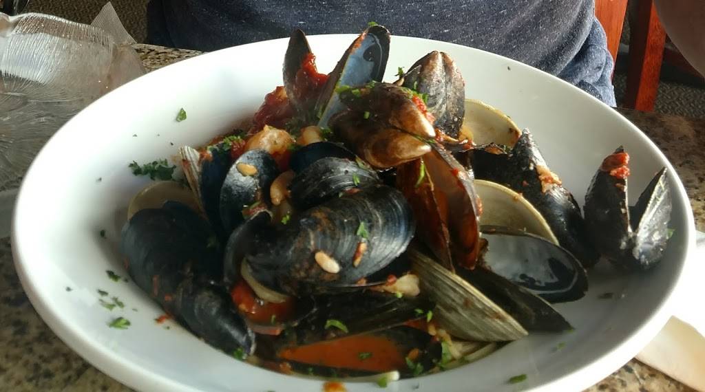 La Casa Cafe | restaurant | 445 Waterside Rd, Northport, NY 11768, USA | 6317577720 OR +1 631-757-7720